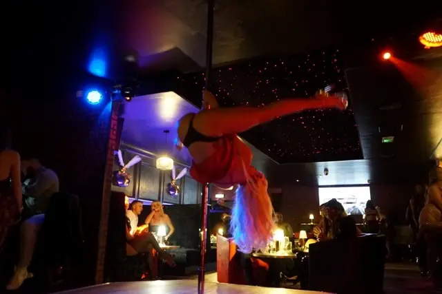 CozyBar Olomouc, sex club in Prague